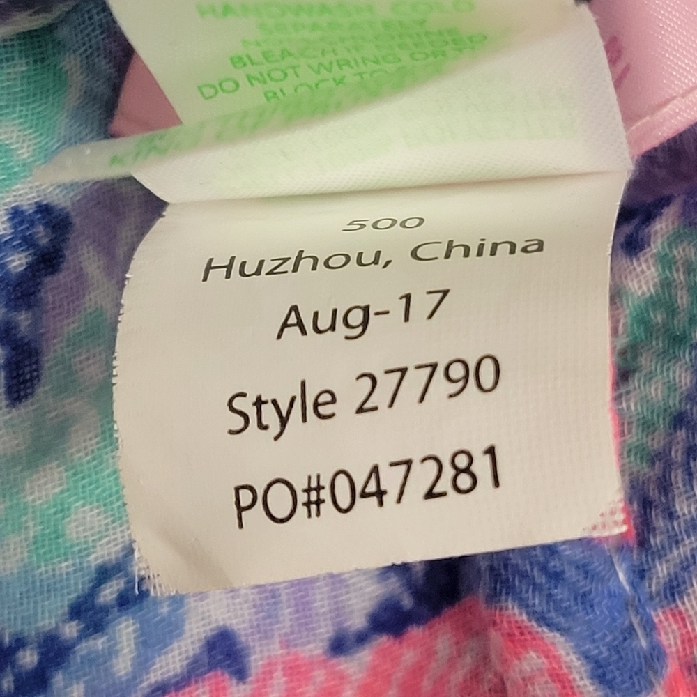 Lilly Pulitzer Girls Infinity Scarf With Pom Pom Fringe Hem. - Picture 5 of 7